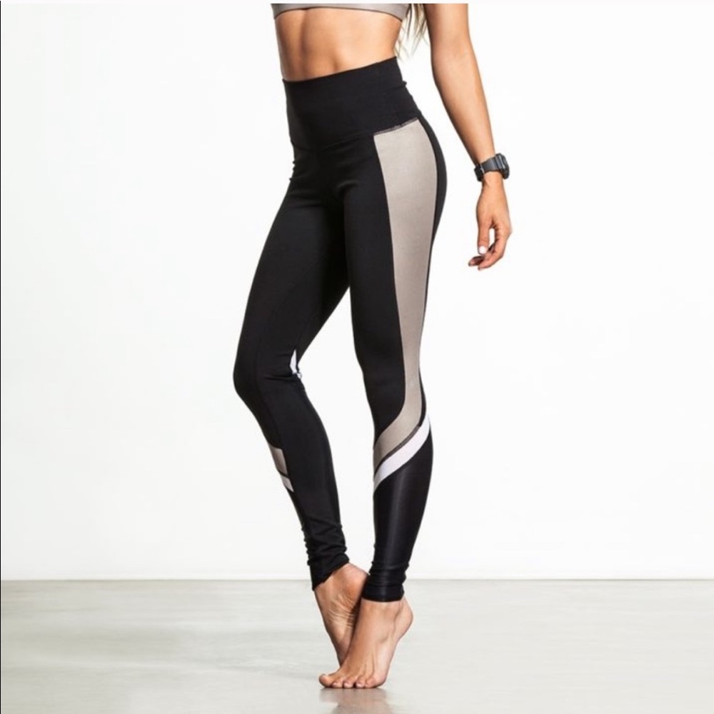ALO Leggings